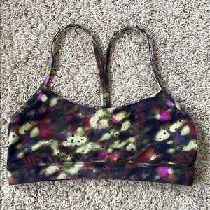 Lululemon sports bra size 8